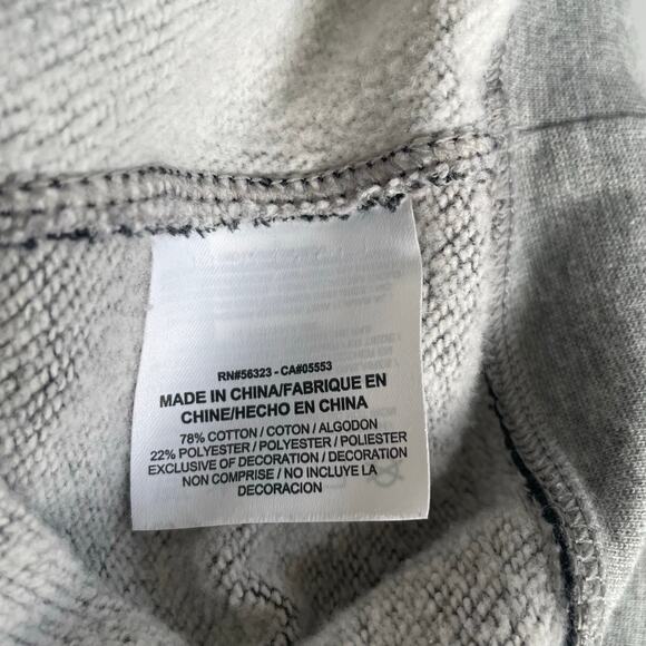 Nike Girls Cropped Sweatshirt Size Small Gray Purple Long Sleeve Pullover - Picture 4 of 8